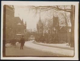 ca 1910 Városliget, Vajdahunyad vára. Papírkép 9x12 cm
