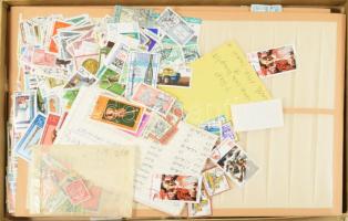 Német tétel benne több ezer bélyegzett bélyeg rengeteg képessel + Német egység gyűjtemény falcmentes...