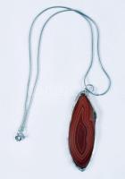 Achát medálos nyaklánc, h: 44 cm, medál 2,5x6,5 cm