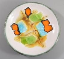 Janáky Viktor (1933-1999): Absztrakt kristálymázas falitál. Jelzett, hibátlan, d: 19,5 cm