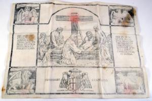 1942 Corporale (vagy korporálé) kölni érsekí címerrel. Belevarrt ereklyével. 50x38 cm       Josef Frings (1887-1978) érsek címerével. A katolikusok nácizmussal szembeni ellenállásának jelentős alakjának tartják, 1946-ban XII. Pius pápa bíborossá emelte