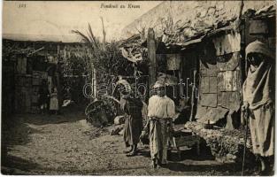 Le Kram, Fondouk / native people, inn, caravanserai