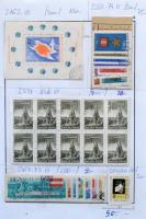 Sok ezer magyar és külföldi bélyeg 17 db A5-ös cserefüzetben, dobozban