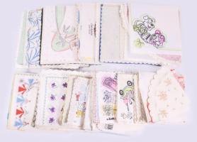 cca 1960-1970 Szalvétagyűjtemény 544 db szinte mind különböző, szépen rendben tartott nem hibás, nem pecsétes darabok, dobozban. + 25 db poháralátét