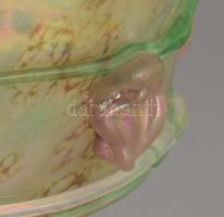 Smetana Ágnes (1961-) Kehely plasztikus virág díszítéssel. Anyagában színezett, üvegszál ráillesztés...