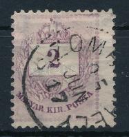 1881 Színesszámú 2kr erősen képbe fogazva, a jobb felső gyöngysor javított