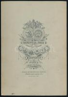 cca 1885-1900 Feltehetőleg óceániai törzsi harcosok keményhátú portréfotója, Bienenfeld és Társa bud...