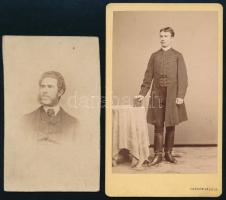 cca 1870-1880 Fiatal férfi egészalakos portréja, vizitkártya Csókás László kecskeméti műterméből, 10,5x6,5 cm + cca 1870 Holitscher Manó (1837-1892) terménykereskedő portréja, vizitkártya Strelisky Lipót pesti műterméből, körbevágva, 8,5x5,5 cm