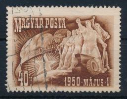 1950 Május 1. 40f több függőleges papírránccal