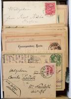 Kb 100 db osztrák levél, levelezőlap kb az 1890-1950 közötti időszakból dobozban