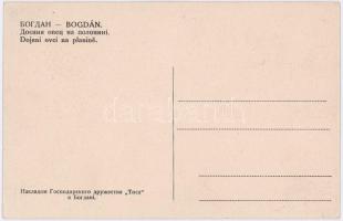 Tiszabogdány, Bogdán, Bohdan; Dojeni ovcí na planine / Juhok fejése a tisztáson / farmers milking th...