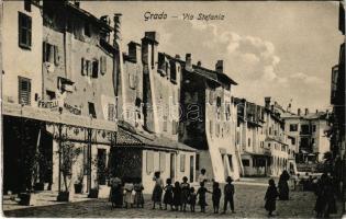 Grado, Via Stefania, Fratelli Marchesini / street view, shops. G. Wokulat (EK)