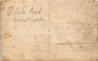 Focisták csoportképe, labdarúgó játékosok / group picture of football players. photo (tűnyomok / pin...