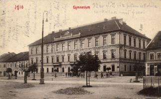 Igló grammar school with the shop of Gyula Dörner