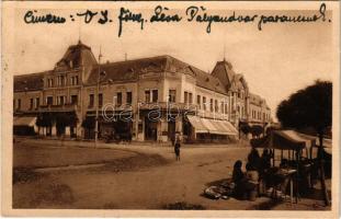 1938 Léva, Levice; Városi nagyszálloda és kávéház, piac / hotel and café, market + "1938 Léva visszatért" So. Stpl. (EK)