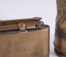 2 darab antik bronz öngyújtó, egyik lövedékből készült, m: 17 cm alatt