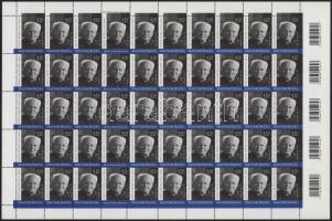 2022 Göncz Árpád hajtott teljes ív, a 4. oszlop bélyegeinek vízszintes fogazása 4 mm-t felfelé tolódott mind az 5 bélyegen, az 5. oszlop függőleges fogazása pedig rendkívül látványosan lefelé ferdül. Eddig ismeretlen, valószínűleg véletlenszerű vagy egyedi nyomdai eltérés!!