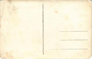 Ismeretlen település, üzlet belső személyzettel, Vim, Polo termékek. photo (EM)