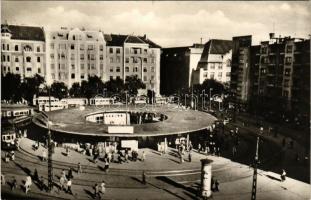 Budapest XI. Móricz Zsigmond körtér, Gomba, villamosok. Képzőművészeti Alap Kiadóvállalat (EK)