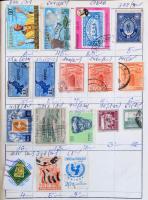 Cserefüzetek és -lapok több ezer bélyeggel a világ minden tájáról, köztük teljes sorok, jobb darabok...