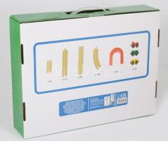 Wooden Train Set fa vonatpálya játék bontatlan dobozában, 29x39 cm