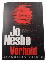 Jo Nesbo: Vérhold. Ford.: Sulyok Viktória. Bp., 2023, Animus. Kiadói papírkötés, ázásnyomokkal.