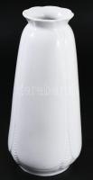 Royal Porzellan fehérmázas modernista váza, jelzett, hibátlan, m: 21 cm