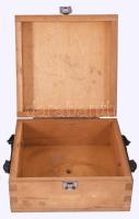 Régi műszer fadoboz, 25x25x12 cm