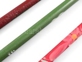 3 nagyméretű festett ceruza, h: 39 cm