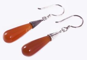 Ezüst (Ag) fülbevaló pár, karneol cseppel, jelzett, bruttó 3,2g