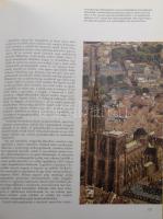 A gótika és a Távol-kelet. Szerk.: Aradi Nóra. A művészet története. Bp., 1992, Corvina. Gazdag képa...
