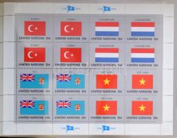 ENSZ New York Zászlók 48 db klf kisív, gyűrűs mappában