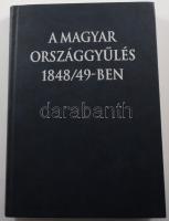 A magyar országgyűlés 1848/49-ben. Szerk.: Szabad György. [Bp., 1998.], KIT Képzőművészeti Kiadó. Fekete-fehér illusztrációkkal. Kiadói kartonált papírkötésben.