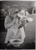 Jamie Oliver: Jamie's 30 minute meals. Photographsy by David Loftus. 2010, Michael Joseph. Ango...