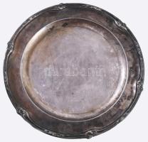 Ezüst (Ag) kínáló, plasztikus virágmintás peremrésszel. Bécs, 1872-1922 közötti fémjel, 800 ezrelékes ezüst, SK mesterjegy, d: 38 cm, nettó 1316g