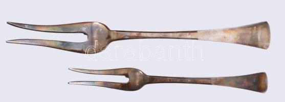 141 darabos ezüst (Ag) evőeszköz készlet, dobozában. Budapest, 1937-1966 közötti fémjel, 800 ezrelék...