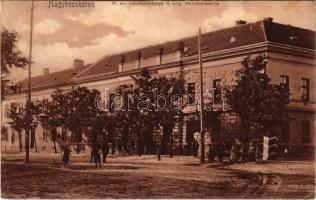 Nagybecskerek, Zrenjanin, Veliki Beckerek; M. kir. honvédlaktanya / K. ung. Honvédkaserne / K.u.K. military barracks (fl)