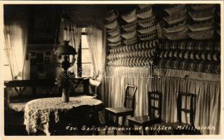 Mátisfalva, Matiseni; Özv. Szőcs Domokosné első háza. Kovács István fényképész / villa interior. photo