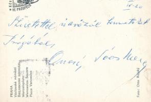 1960 Sós Károly (1909-1991) labdarúgó, edző és szövetségi kapitány autográf képeslapja Sívó Emil rendezőnek. Sós játékosként a 30-as években focizott olyan klubokban, mint a Vasas, Nemzeti, Attila, de edzőként lett igazán elismert, sikereket ért el a Honvéd és a Kinizsi csapataival, valamint a magyar válogatott szövetségi kapitányaként is tevékenykedett, és 1964-ben bronzérmet nyert az olimpián