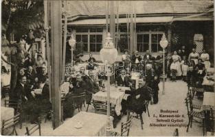 1915 Budapest I. Tabán, Schreil Győző Albecker vendéglője, étterem, kert vendégekkel és pincérekkel. Kereszt tér 4. (EB)