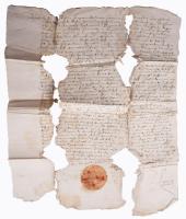 1551. Jagelló Izabella királyné eredeti oklevele Kak Mihály özvegyének, Burián Magdolnának, és Darai Ferencnek a Szatmár vármegyében található kaki és szentmártoni jószágokat illetően. 42x31 cm Erősen sérült   Nagyméretű, eredeti királyi oklevél a kora újkori magyar jogélet egyik meghatározó női uralkodójától. Jagelló Izabella (1519?1559), Szapolyai János király özvegye, fiának, János Zsigmondnak gyámjaként ebben az időszakban gyakorolta az uralkodói hatalmat, így az általa kibocsátott oklevelek az erdélyi magyar királyi kancellária működésének fontos dokumentumai.  1551. Original charter of Queen Isabella Jagiellon to the widow of Michael Kak, Magdolna Burián, and Ferenc Darai regarding the Kaki and Szentmárton properties in Satu Mare County. 42x31 cm Heavily damaged A large, original royal charter from one of the most important female rulers of early modern Hungarian law. Isabella Jagiellon (1519?1559), widow of King John of Szapolyai, exercised royal power as guardian of her son, John Sigismund, during this period, so the charters she issued are important documents of the operation of the Hungarian royal chancellery in Transylvania.