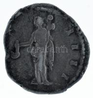 Római Birodalom 151-152 / Antoninus Pius / Róma / Denarius Ag (3,10g) T:VF
Roman Empire 151-152 / A...