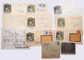 cca 1915-1966 Ujházy György (1895-1971) író, újságíró. forgatókönyvíró levelezés-hagyatéka: neki írt színházi és vállalkozói levelek, általa írt levél fogalmazványok, piszkozatok, egy két fotó, meghívások, stb. kb 35 db