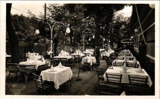 1944 Budapest XV. Rákospalota-Újpest, Horvátkert vendéglő. Tulajdonos Hózler Gyula