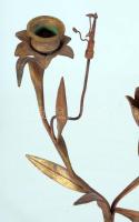 cca 1900 Szecessziós háromágú bronz gyertyatartó, plasztikus növényi díszítéssel, m: 34,5 cm