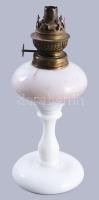 cca 1880 Tejüveg petróleum lámpa, m: 27 cm