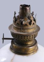 cca 1880 Tejüveg petróleum lámpa, m: 27 cm