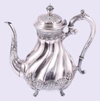 Dekoratív jelzett ezüstözött teás kanna, minimális kopással, m: 24 cm