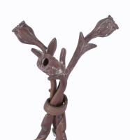 Szecessziós virágmintás réz asztaldísz, m: 22 cm