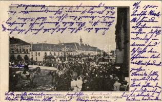 1900 Vác, Méltóságos Gróf Csáky Károly váci megyés püspök bevonulása (vágott / cut)